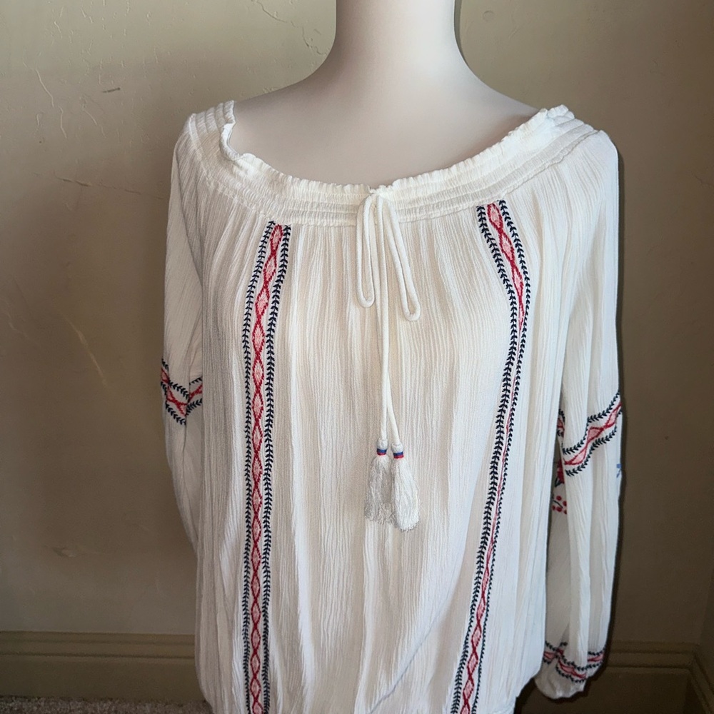 White Bohemian Blouse with Embroidered Accents Size Xl